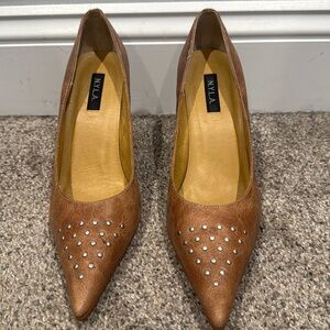 N.Y.L.A. Cayenne Brown Suede Point Beaded Stiletto Heels - Size 7.5